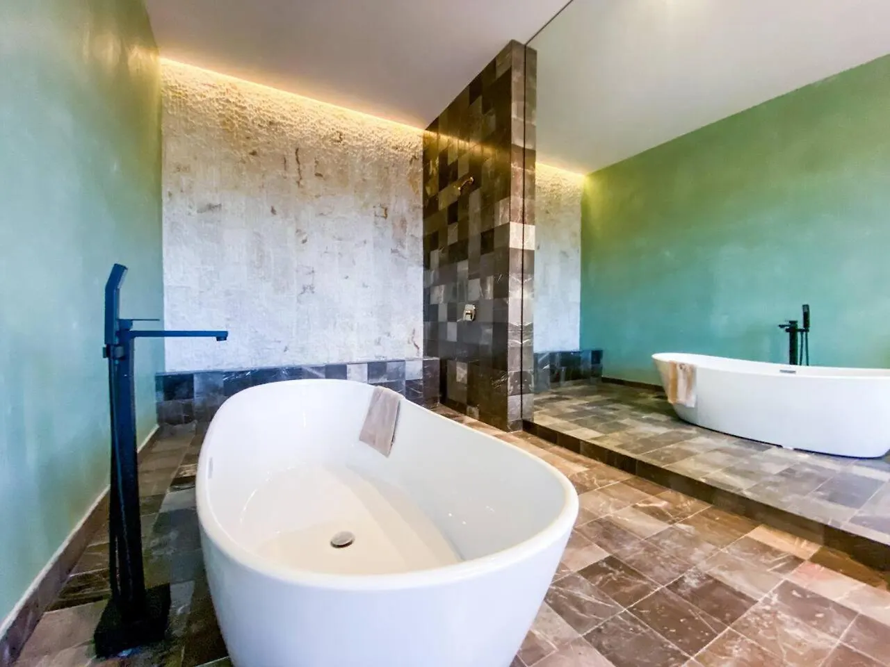 Spacious 1. 5 Bedroom Home Steps To Hunab Center And Stores Tulum Apartament